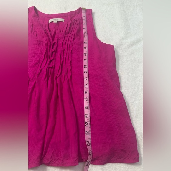 LOFT Pink Neutral Sleeveless Pleated Tank Top - Picture 5 of 10